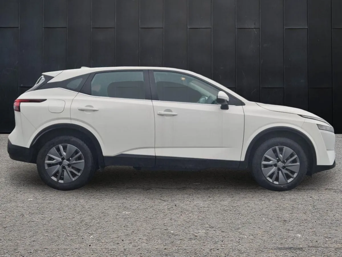 Nissan Qashqai 1.3 PET MILD HYBRID XE - Image 6