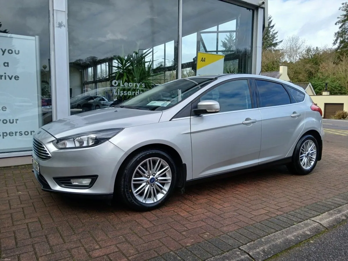 Ford Focus 1.5 TDCi 120PS Zetec, Silver Met, 138km - Image 2