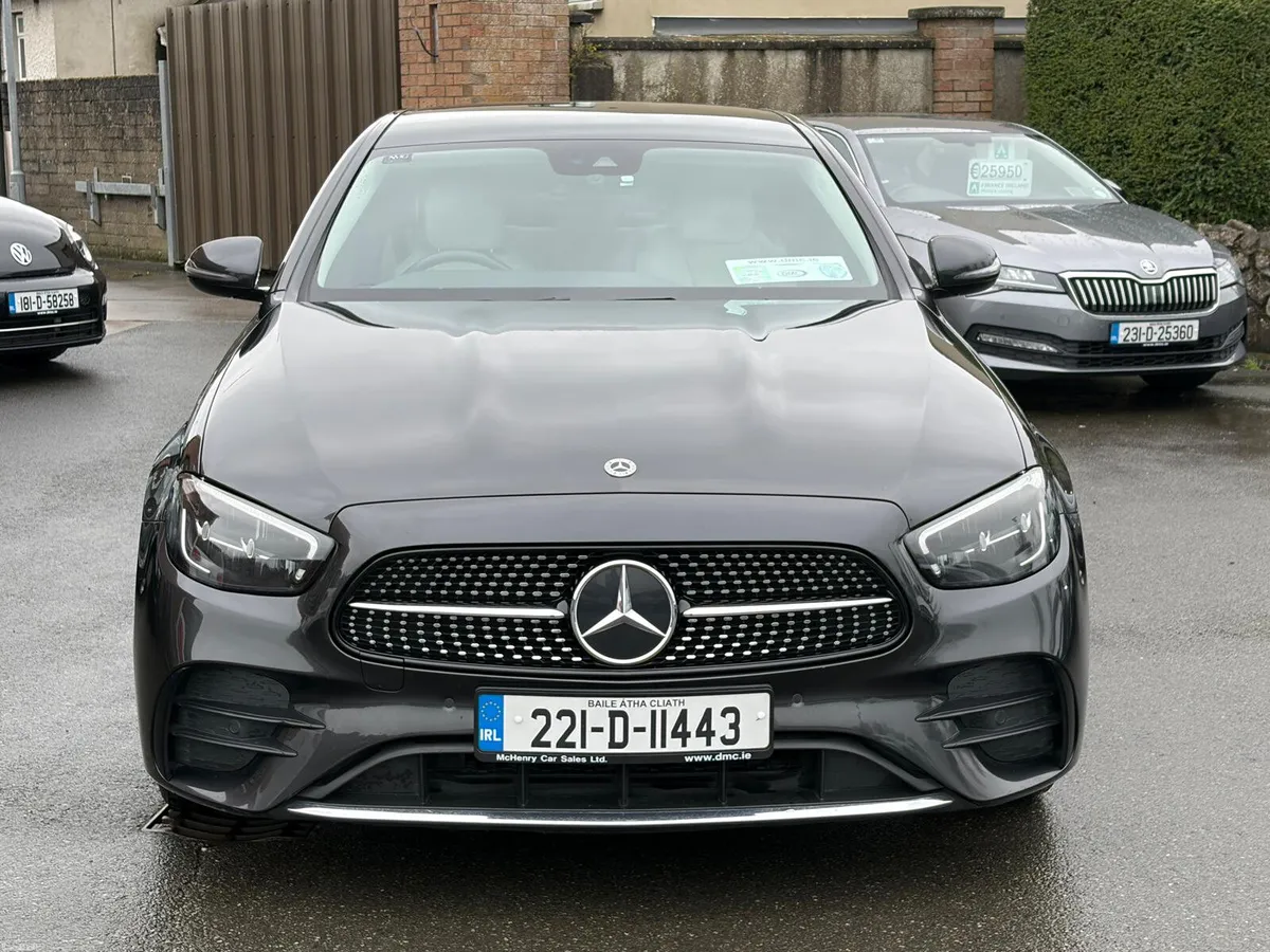 221 Mercedes-Benz E300DE AMG Line *Great Spec* - Image 2