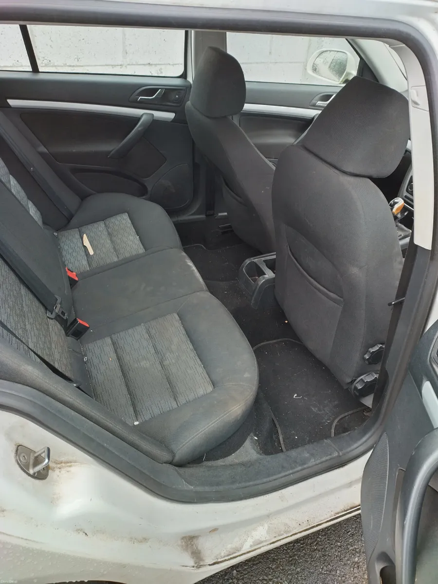 Skoda Octavia 2011 - Image 6