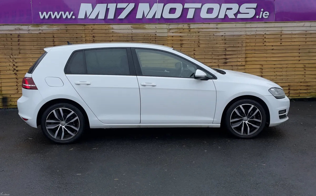 VW Golf 1.4 Highline TSI Auto - Image 4