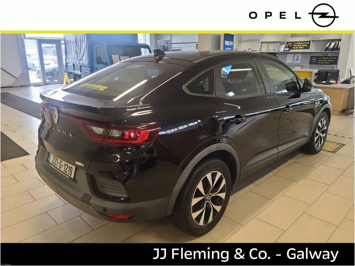 Renault Arkana ICONIC E-TECH HYBRID 145 AUTO - Image 4