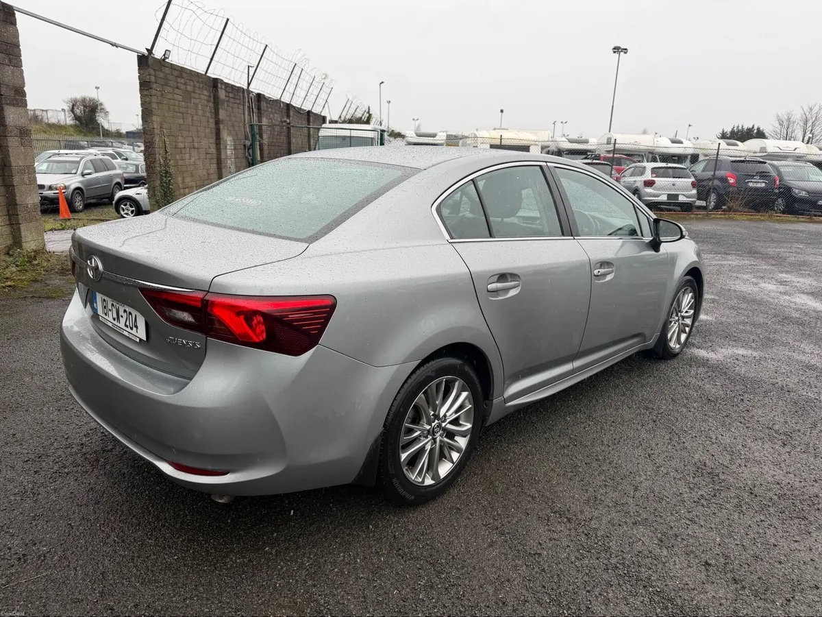 Toyota Avensis 2018 diesel - Image 4