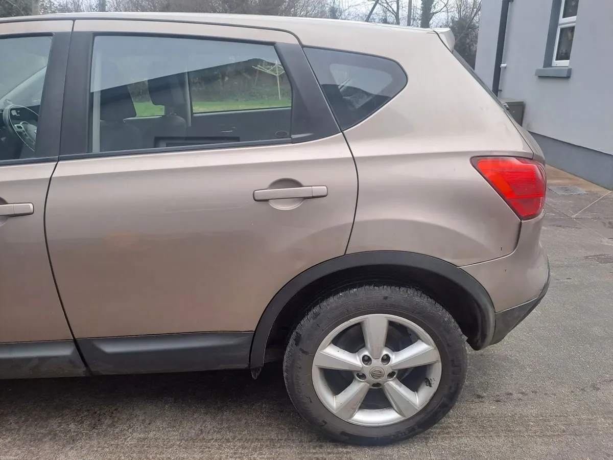 Nissan Qashqai 2009 - Image 3