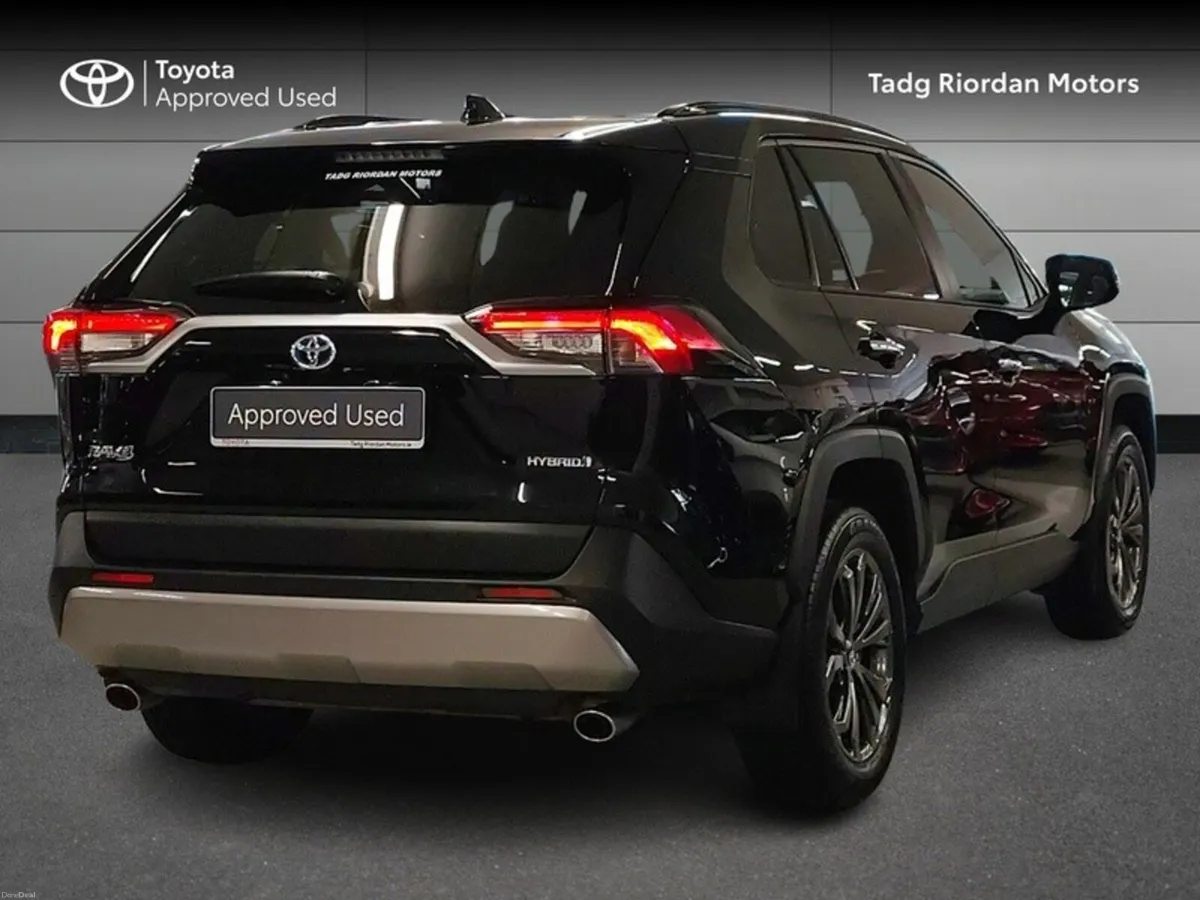 Toyota RAV4 HYBRID PLATINUM 4DR - Image 2