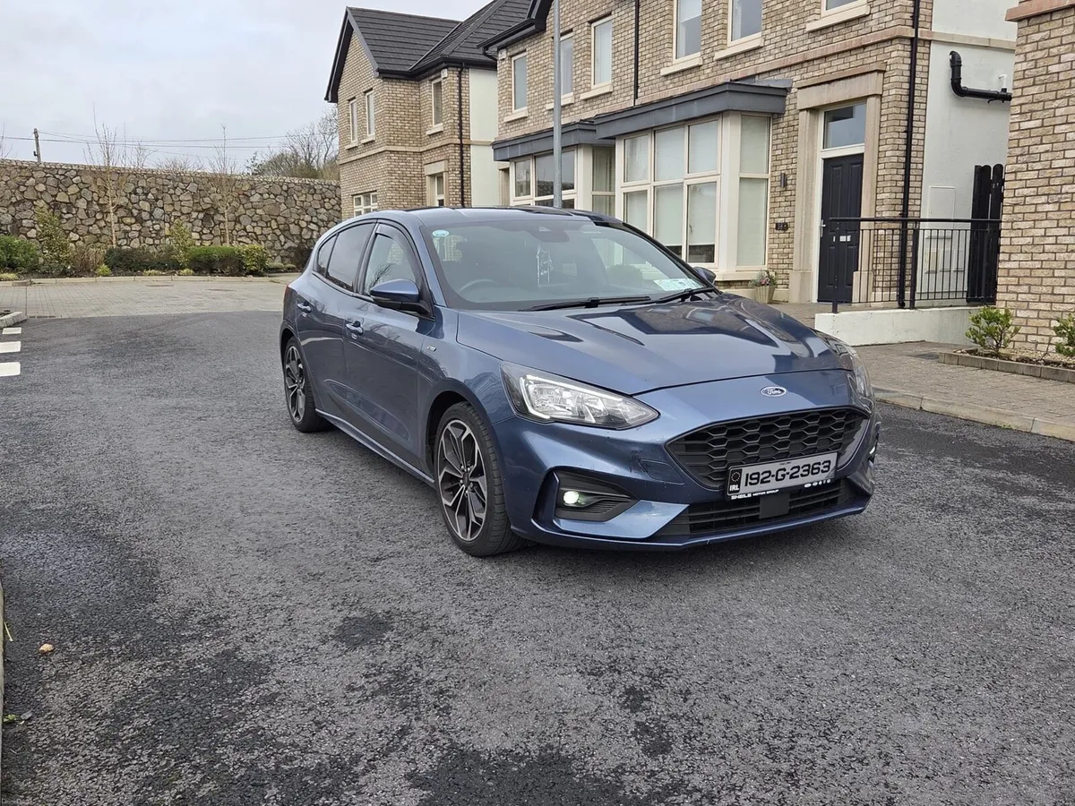 2019 FORD FOCUS ST LINE X - Image 1
