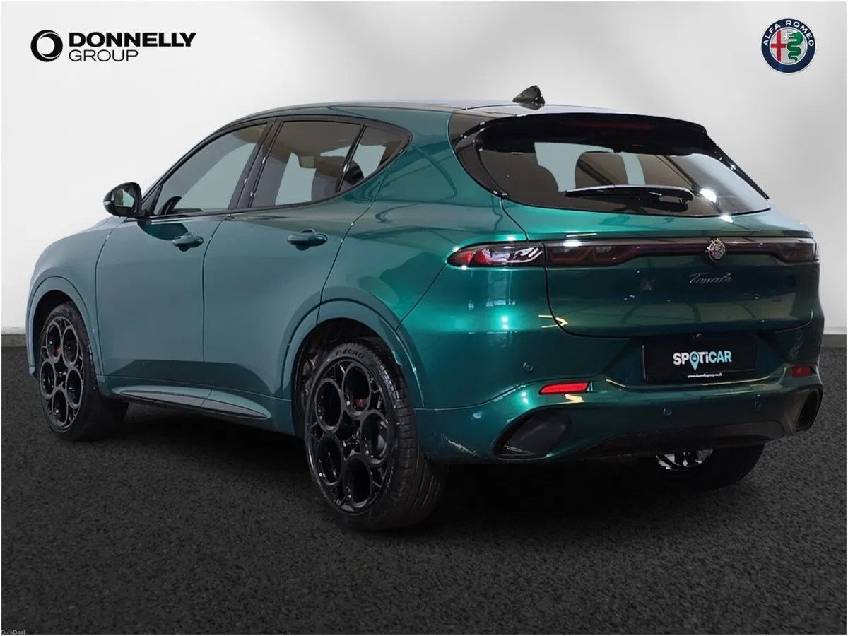 Alfa Romeo Tonale Hatchback Tributo Italiano - Image 2