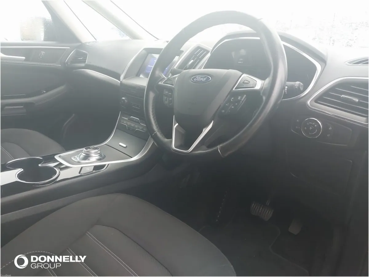 Ford Galaxy Estate Titanium - Image 4