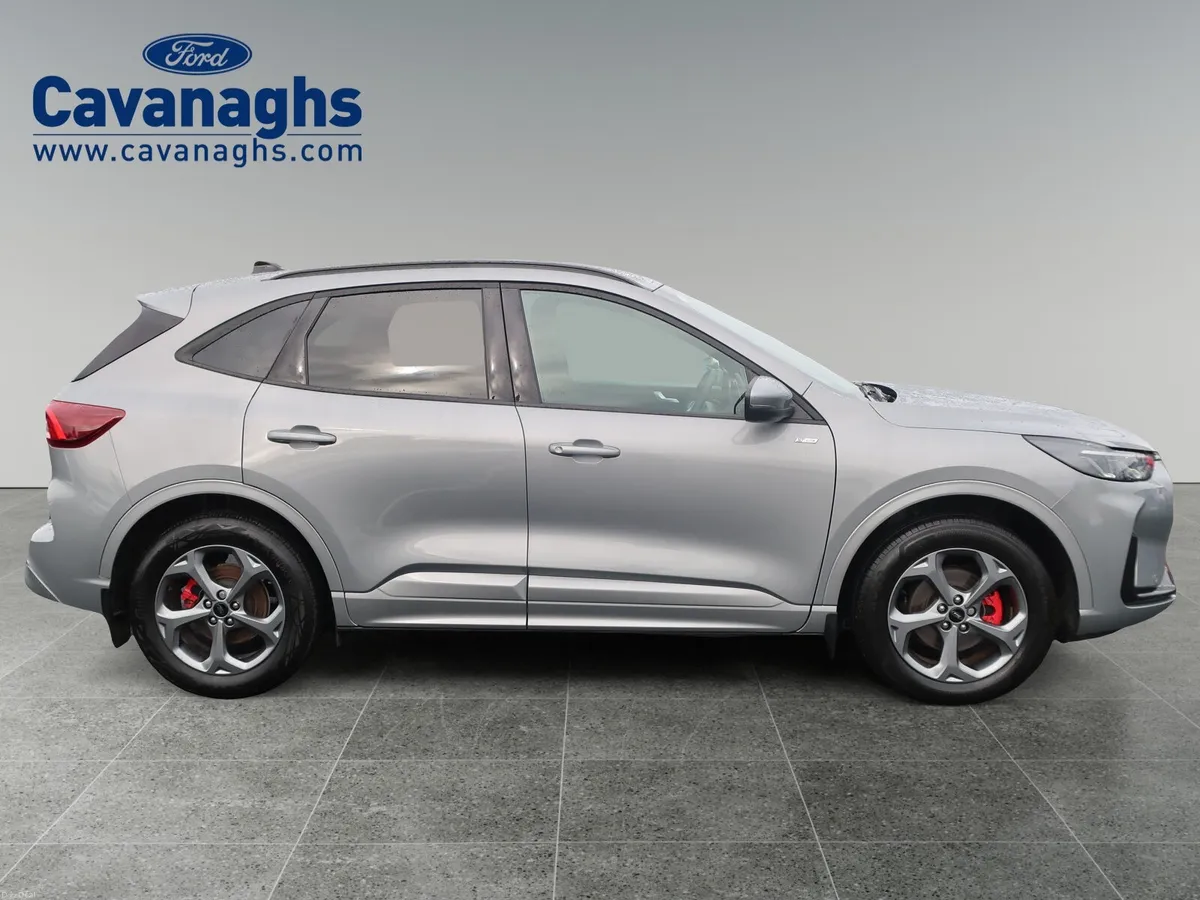 2025 KUGA ST-LINE 5DR 2.5 Duratec 243PS PHEV Auto - Image 2