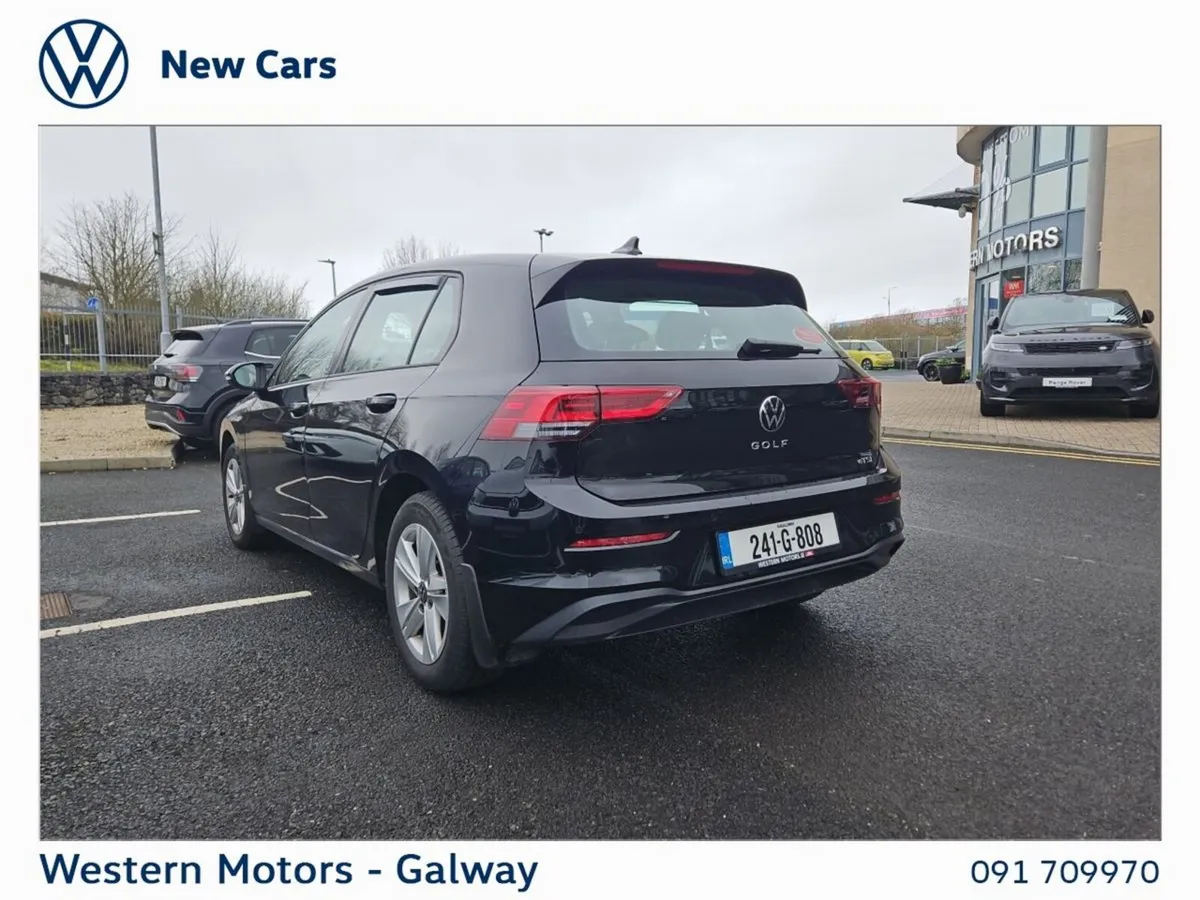 Volkswagen Golf 1.0 TSI 110HP Life,Automatic,Stunn - Image 3