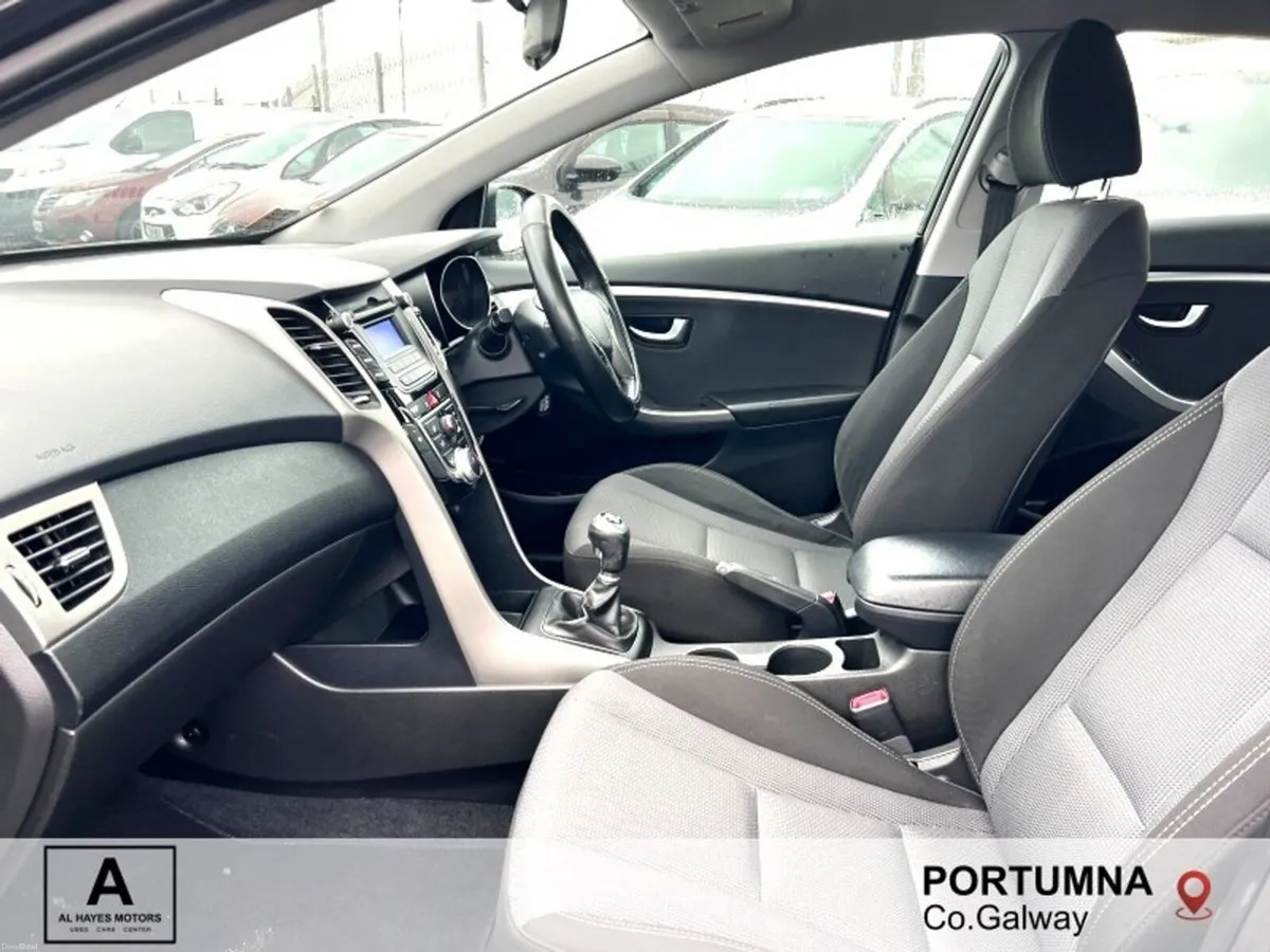 Hyundai i30 1.4 Diesel Elite Plus - Image 3