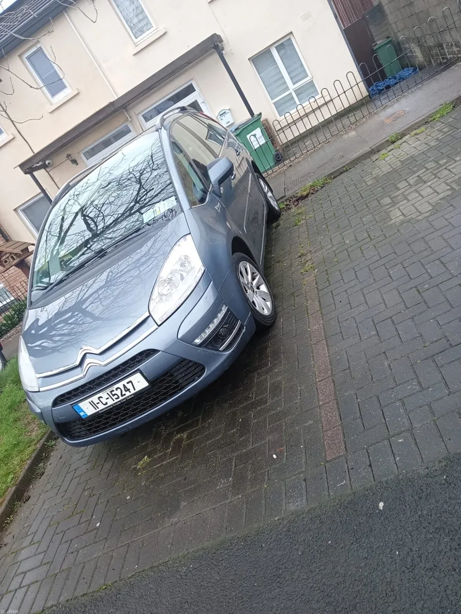 Citroen C4 Picasso 2011 - Image 4