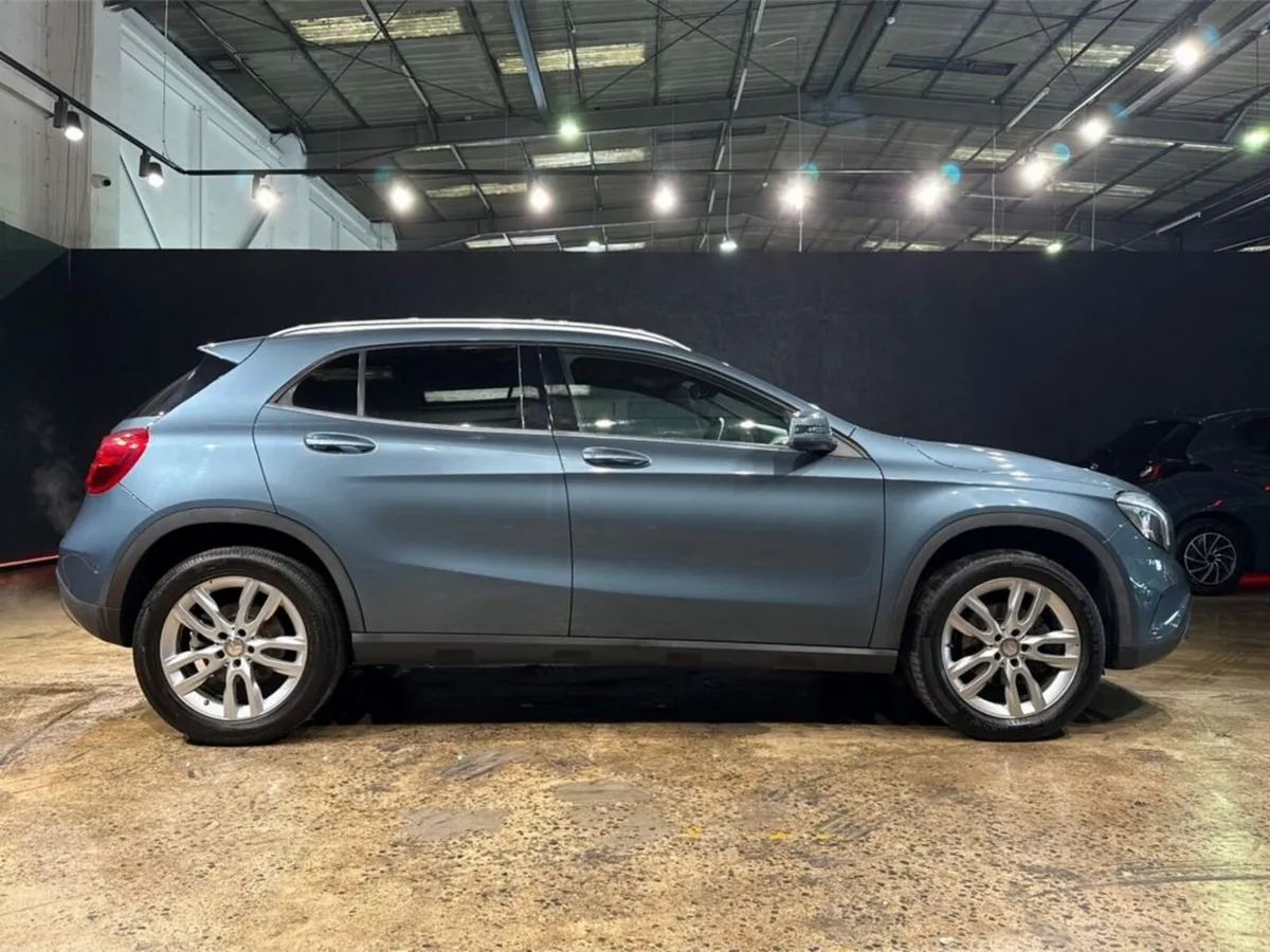 Mercedes-Benz GLA 1.6 AUTOMATIC - Image 3