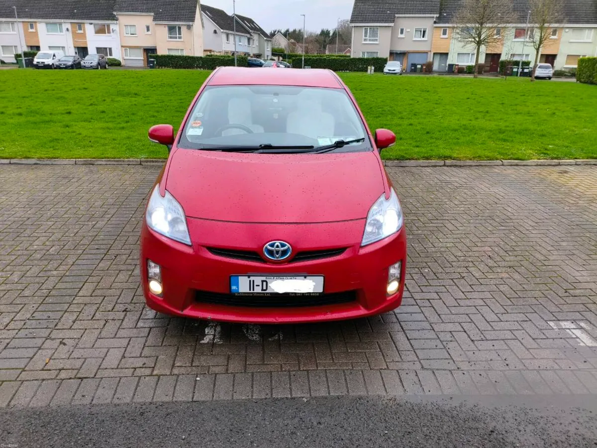 TOYOTA PRIUS 2011- 223000 KM - Image 1