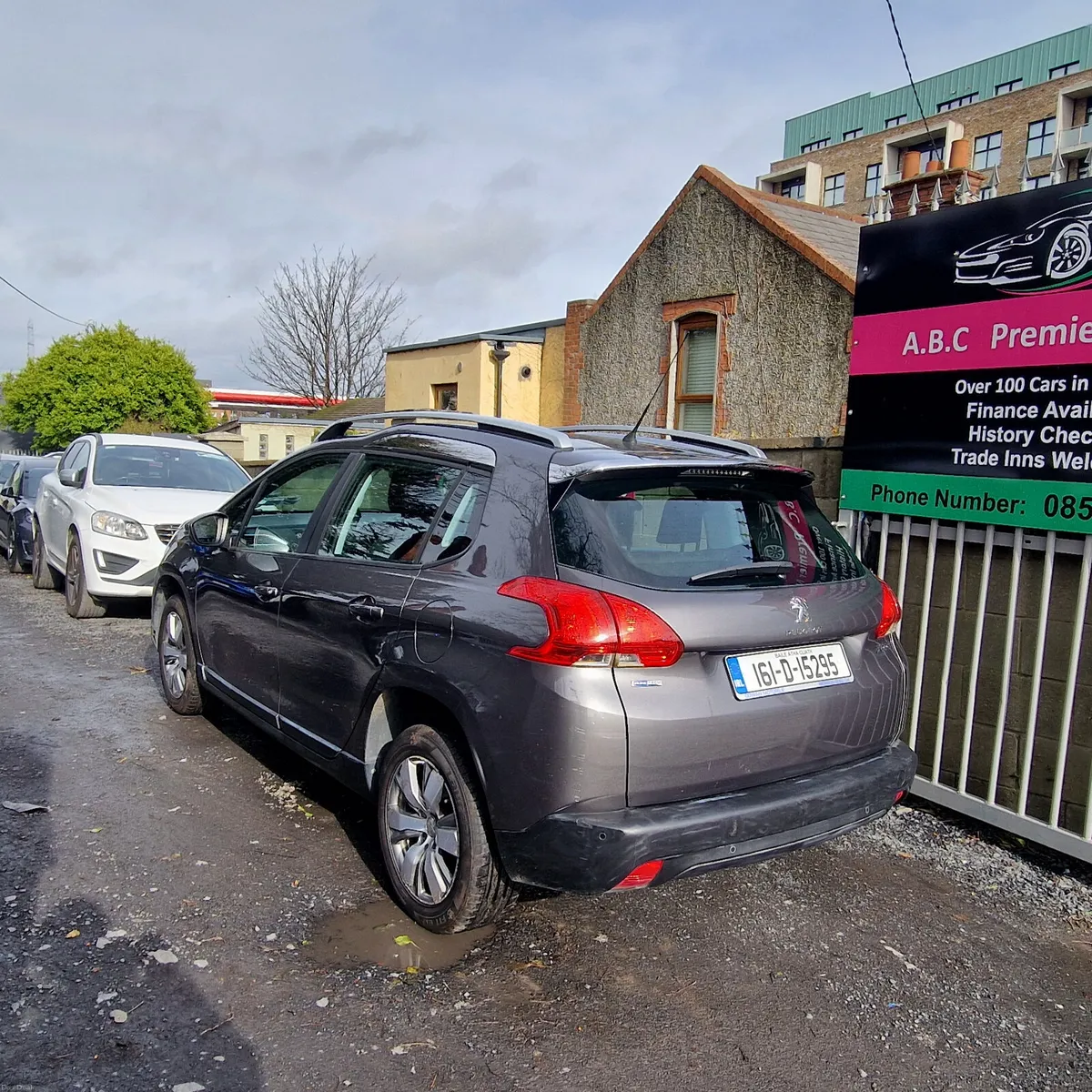 Peugeot 2008 2016 Automatic Low Miles 39k - Image 4