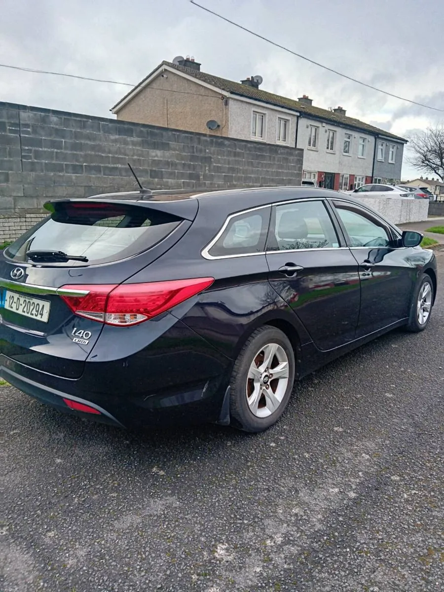 Hyundai i40 automatic - Image 1
