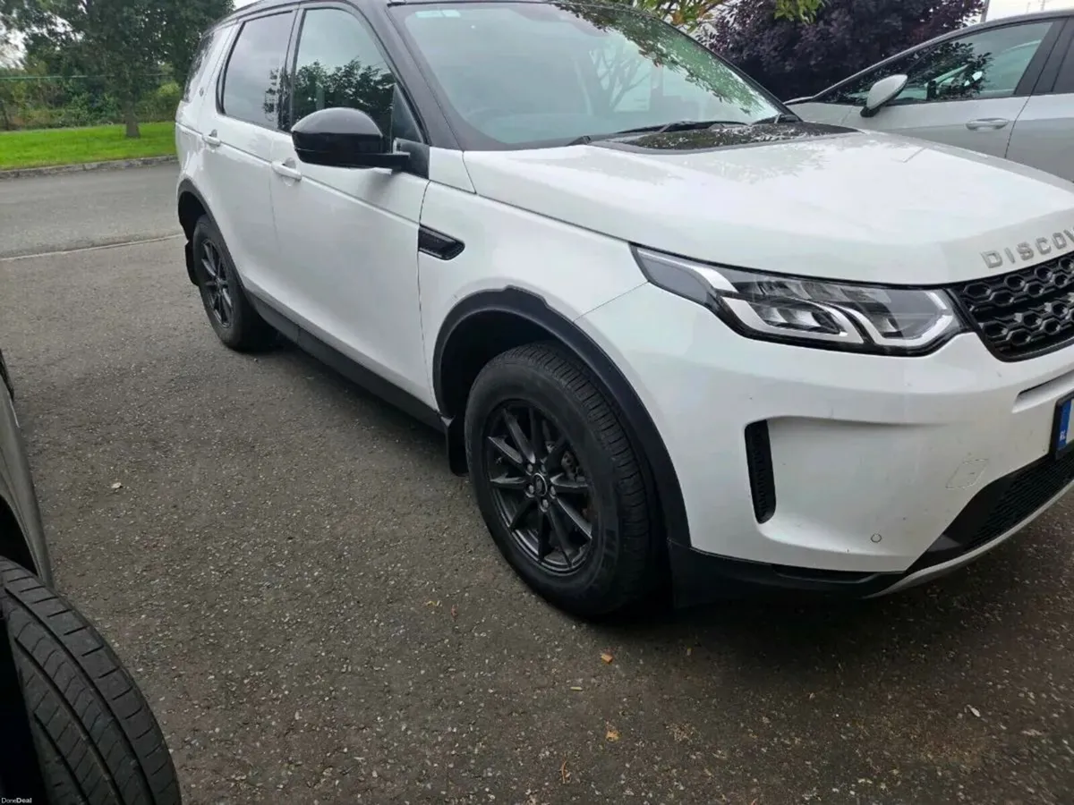 Land Rover Discovery Sport 2020 - Image 1