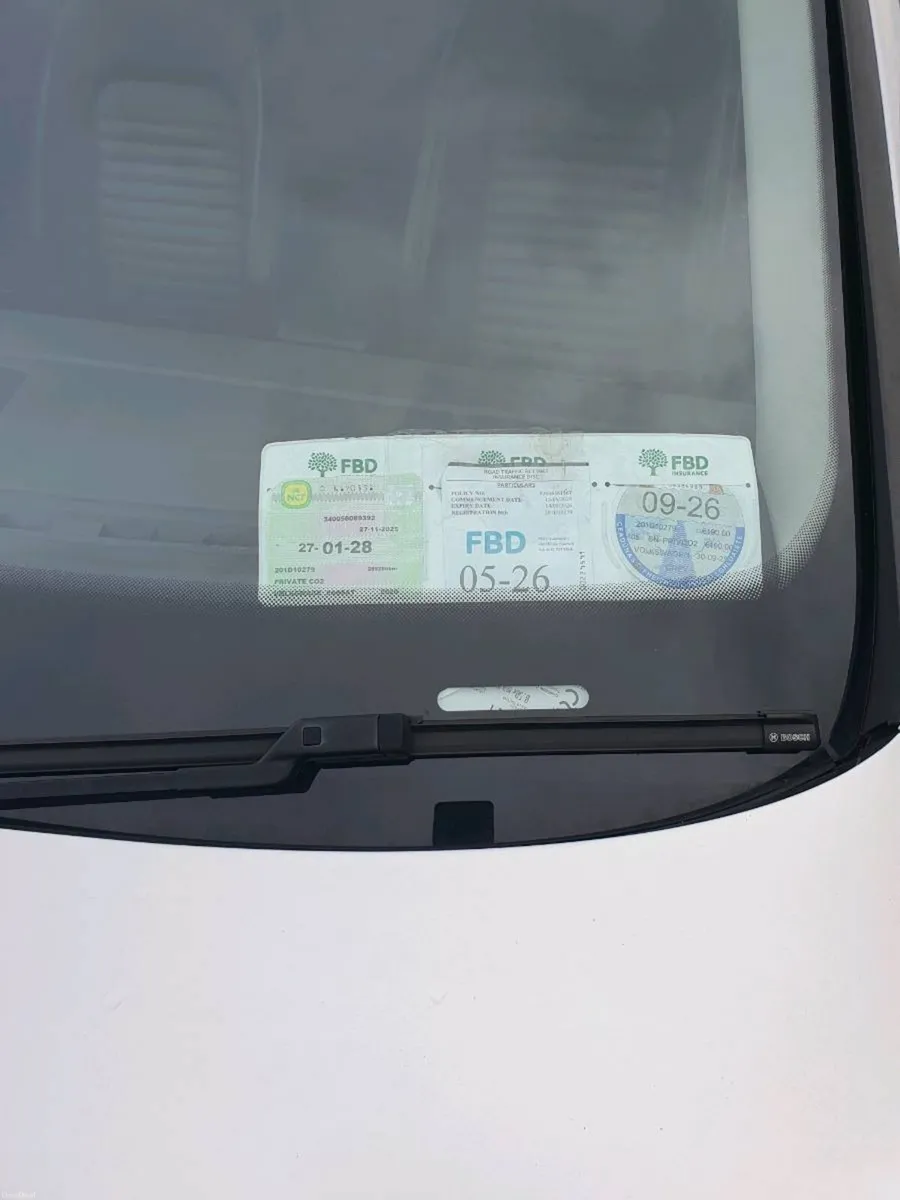 V W Passat Highline 2.0 lt diesel - Image 2