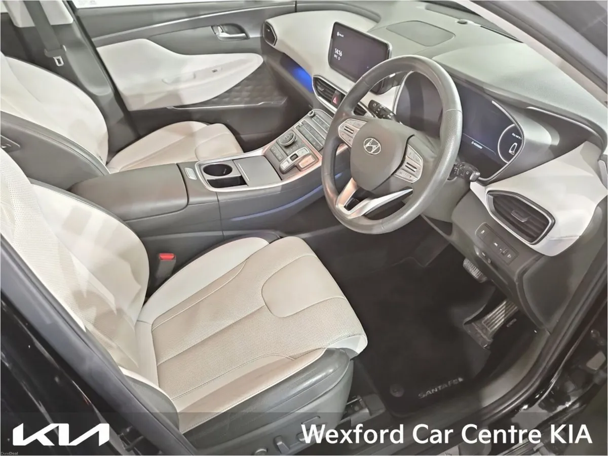 Hyundai Santa Fe 2.2 CRDi 4WD Executive Plus Auto - Image 3