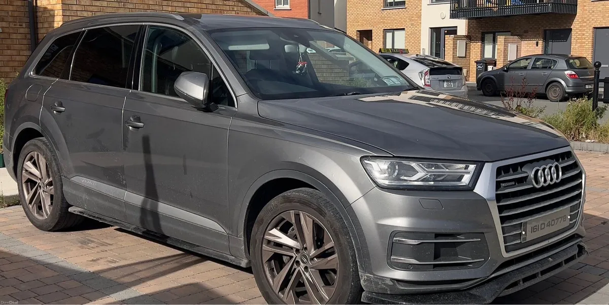 Audi Q7 21000€ - Image 1