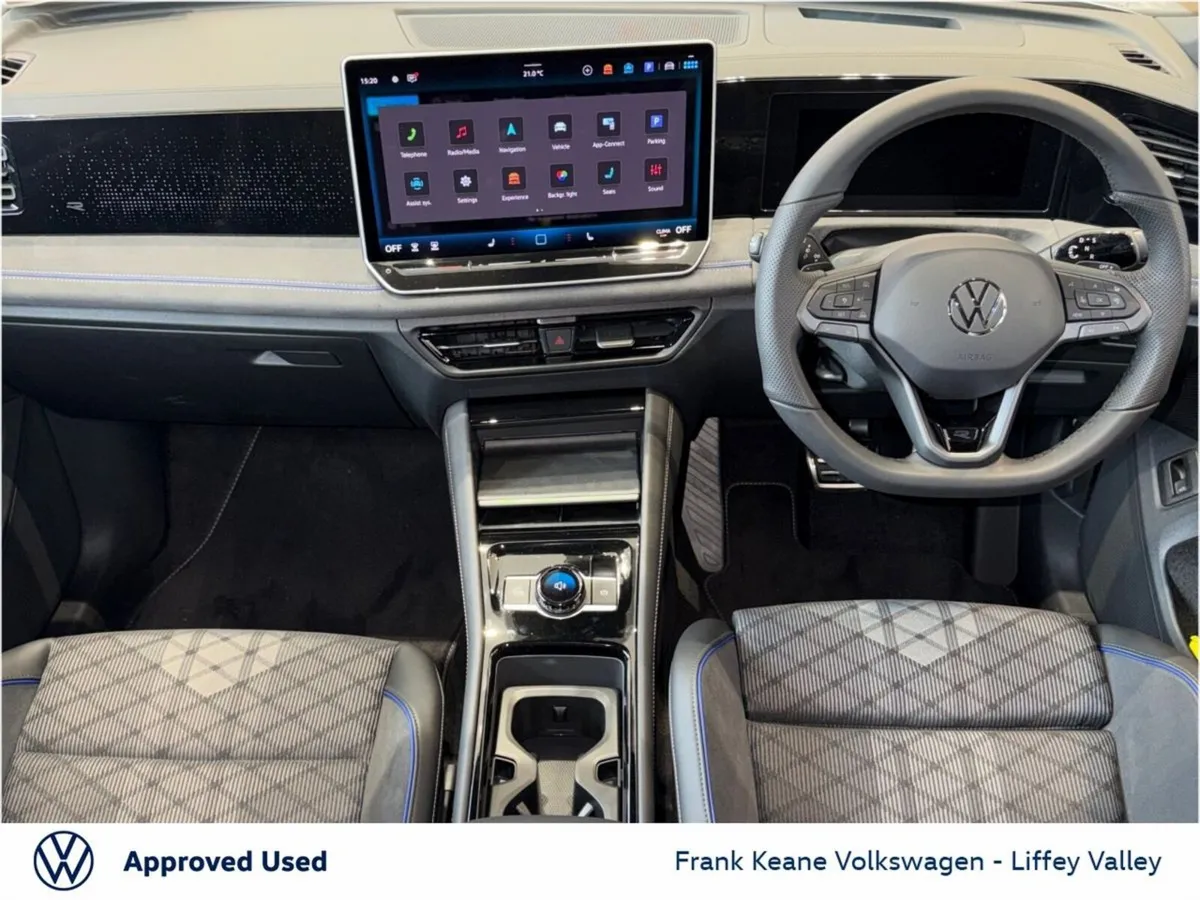 Volkswagen Tiguan R-LINE - BLACK PACK - Image 2