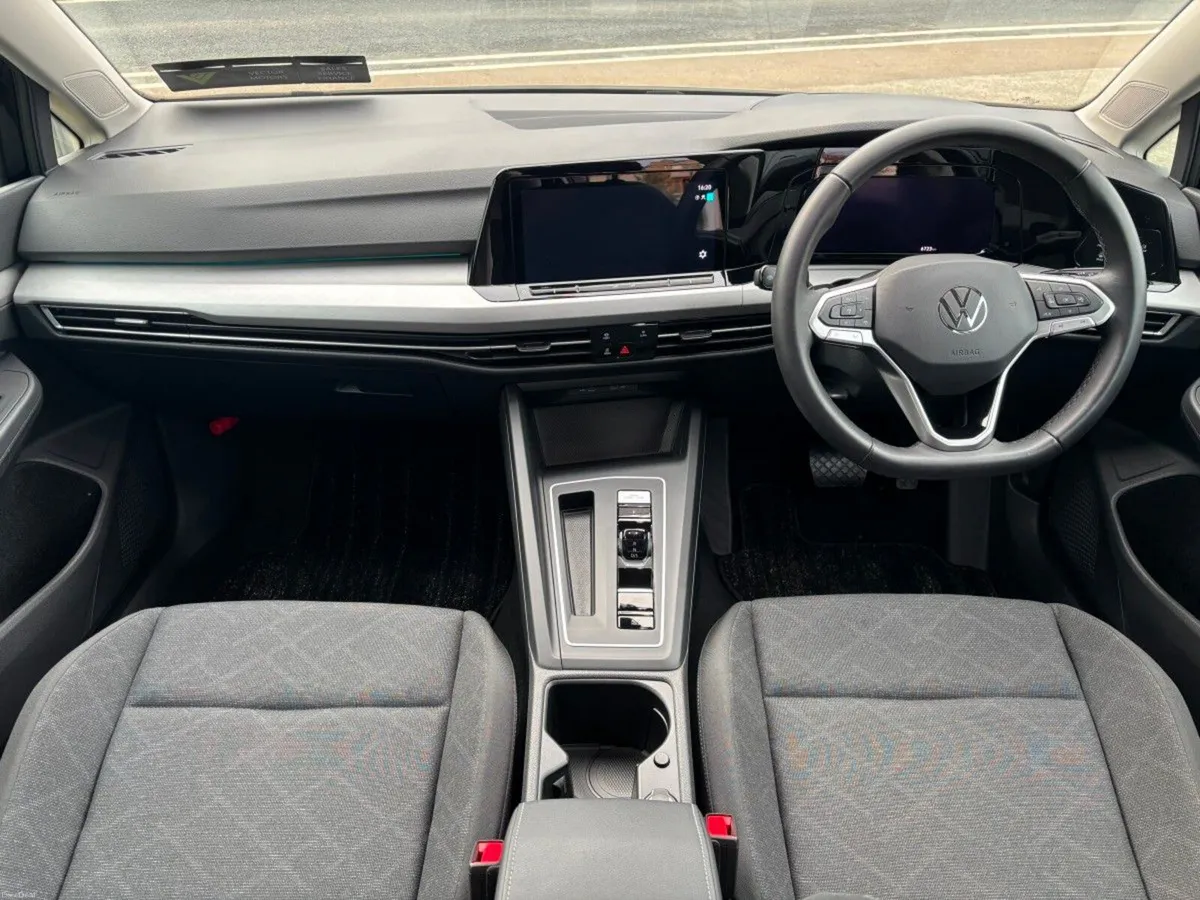 Volkswagen Golf 1.0 PETROL AUTO 12 MONTH WARRANTY - Image 2