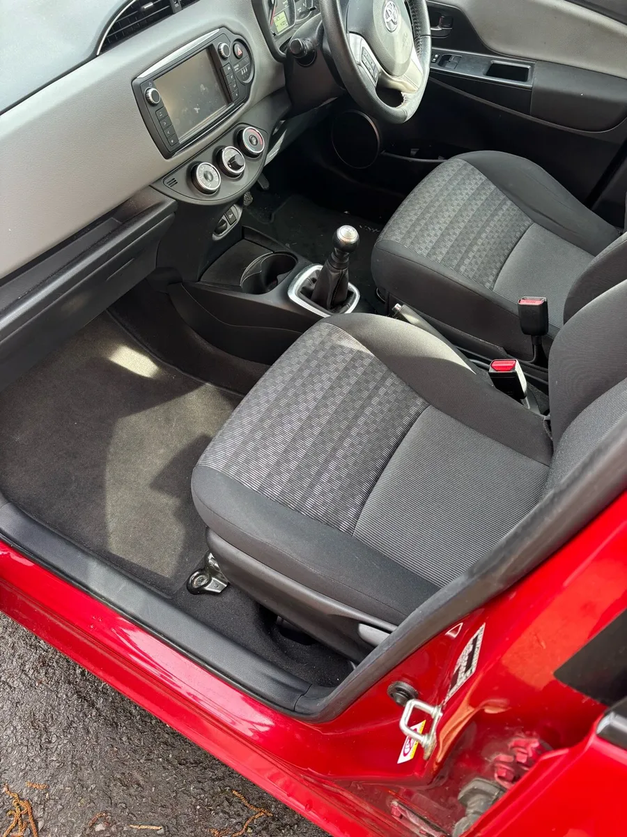Toyota Yaris - Image 4