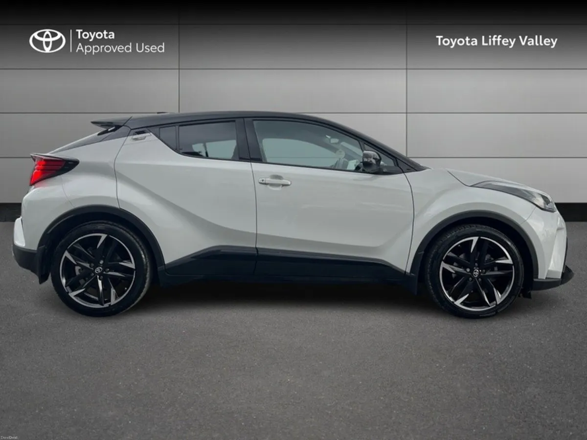 Toyota C-HR 1.8 - Image 3