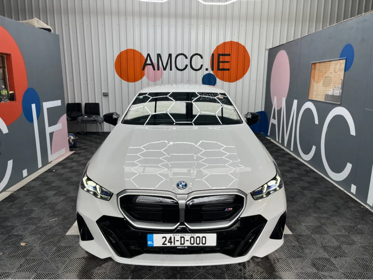 BMW i5 2024 BMW i5 M60 XDRIVE AUTOMATIC / CRUISE C - Image 6