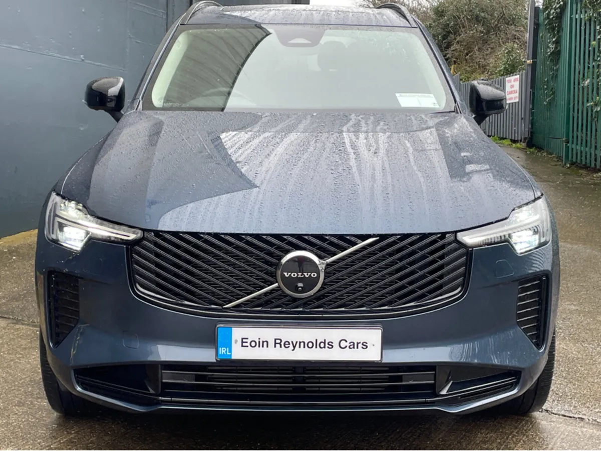 Volvo XC90 251 T8 PHEV AWD AUTO PLUS DARK 7SEAT NE - Image 3