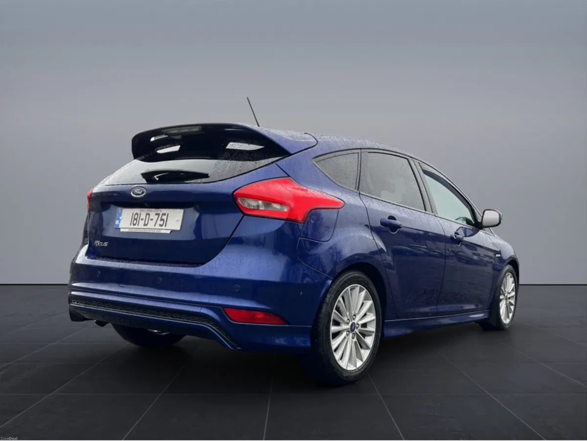 Ford Focus ST-LINE 1.5 TD 120PS 6SPEED 4DR - Image 4