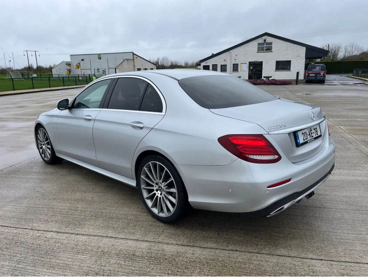 Mercedes-Benz E-Class D SERIES 4DR AUTO - Image 4