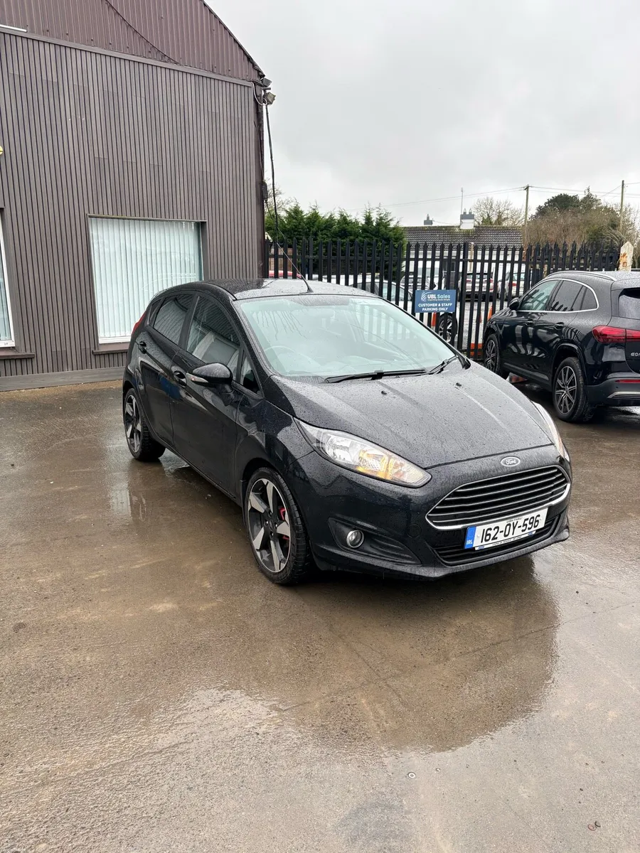 162 ford fiesta (low km) - Image 1