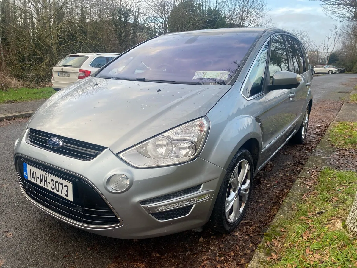 Ford S Max Titanium - Image 3