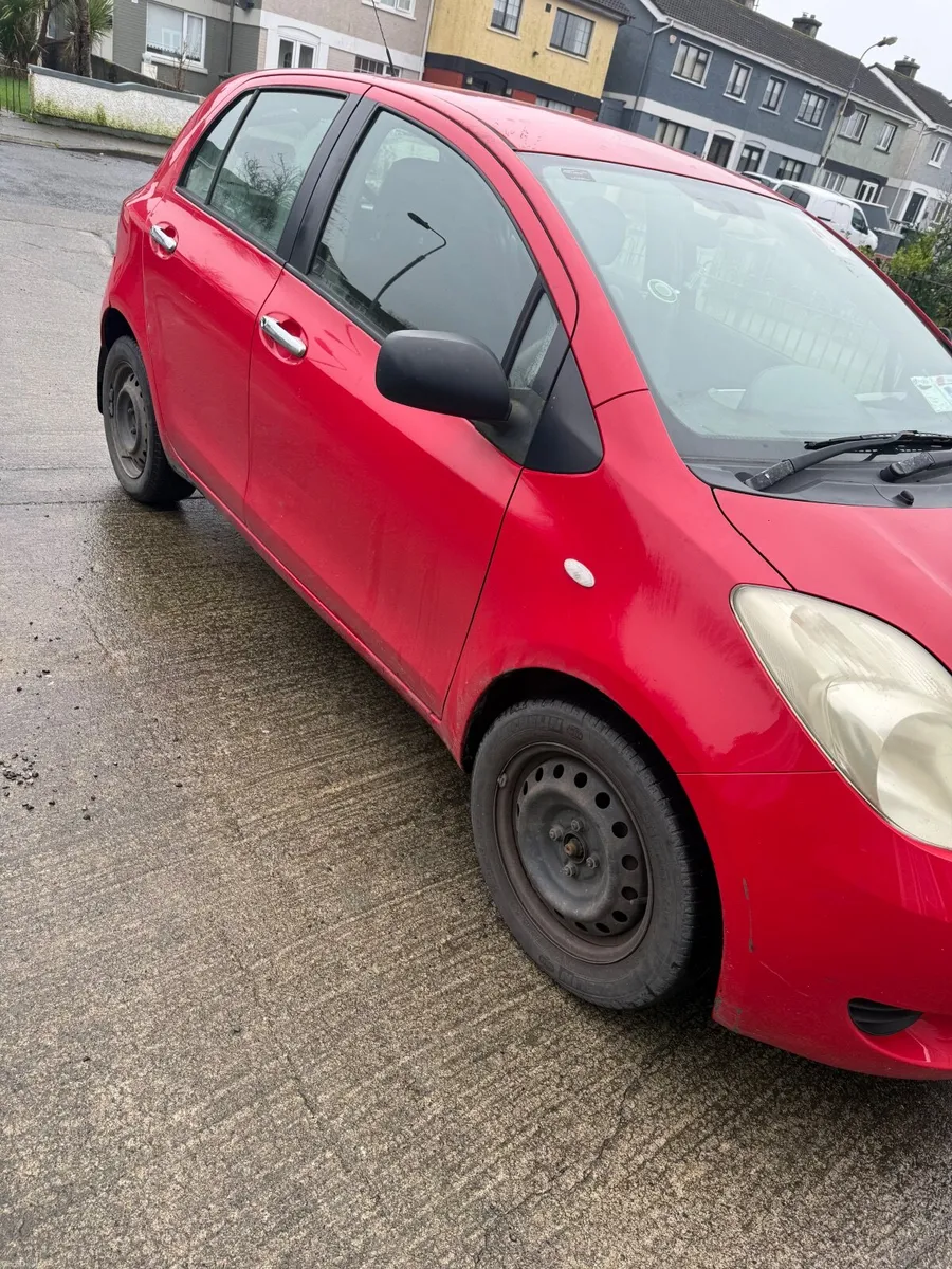 Toyota Yaris 2006 - Image 4