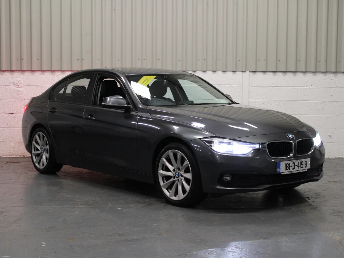 BMW 3-Series 2018 - Image 4
