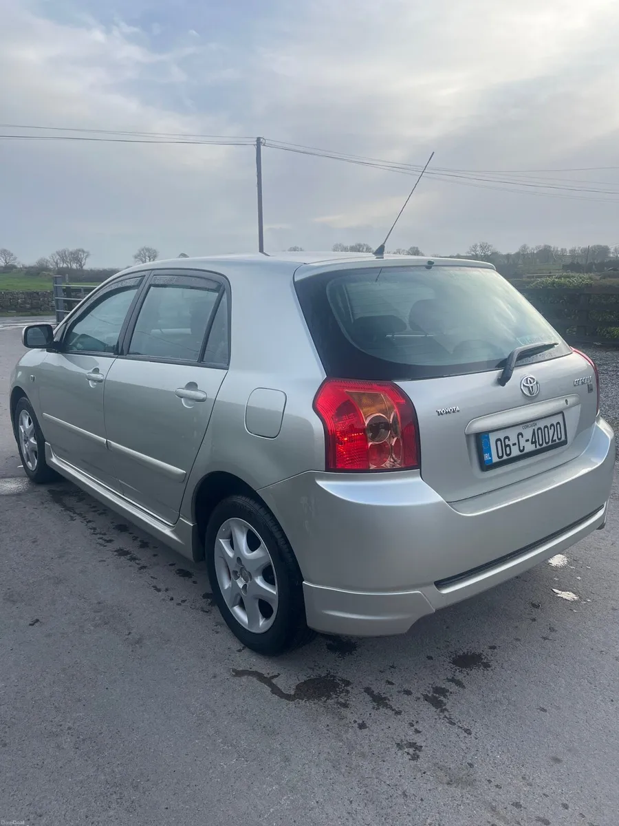 Toyota Corolla - Image 3