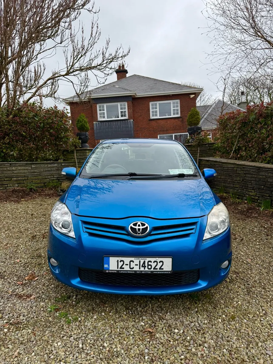 2012 1.3 Petrol Toyota Auris - Image 2