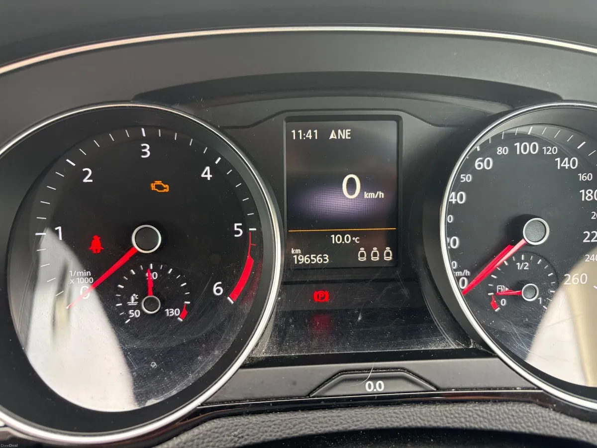 Volkswagen Passat 2016 - Image 4