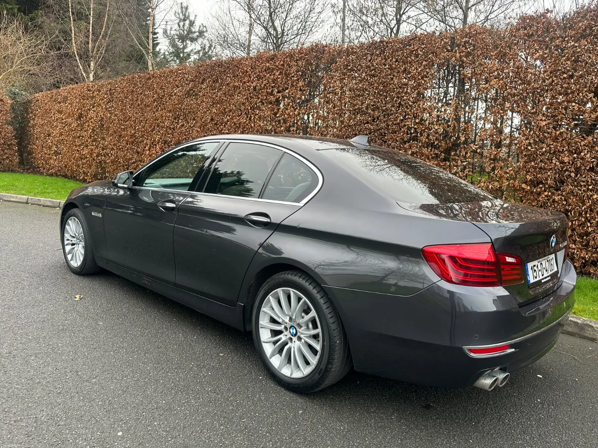 BMW 5-Series Luxury Sunroof Auto - Image 3