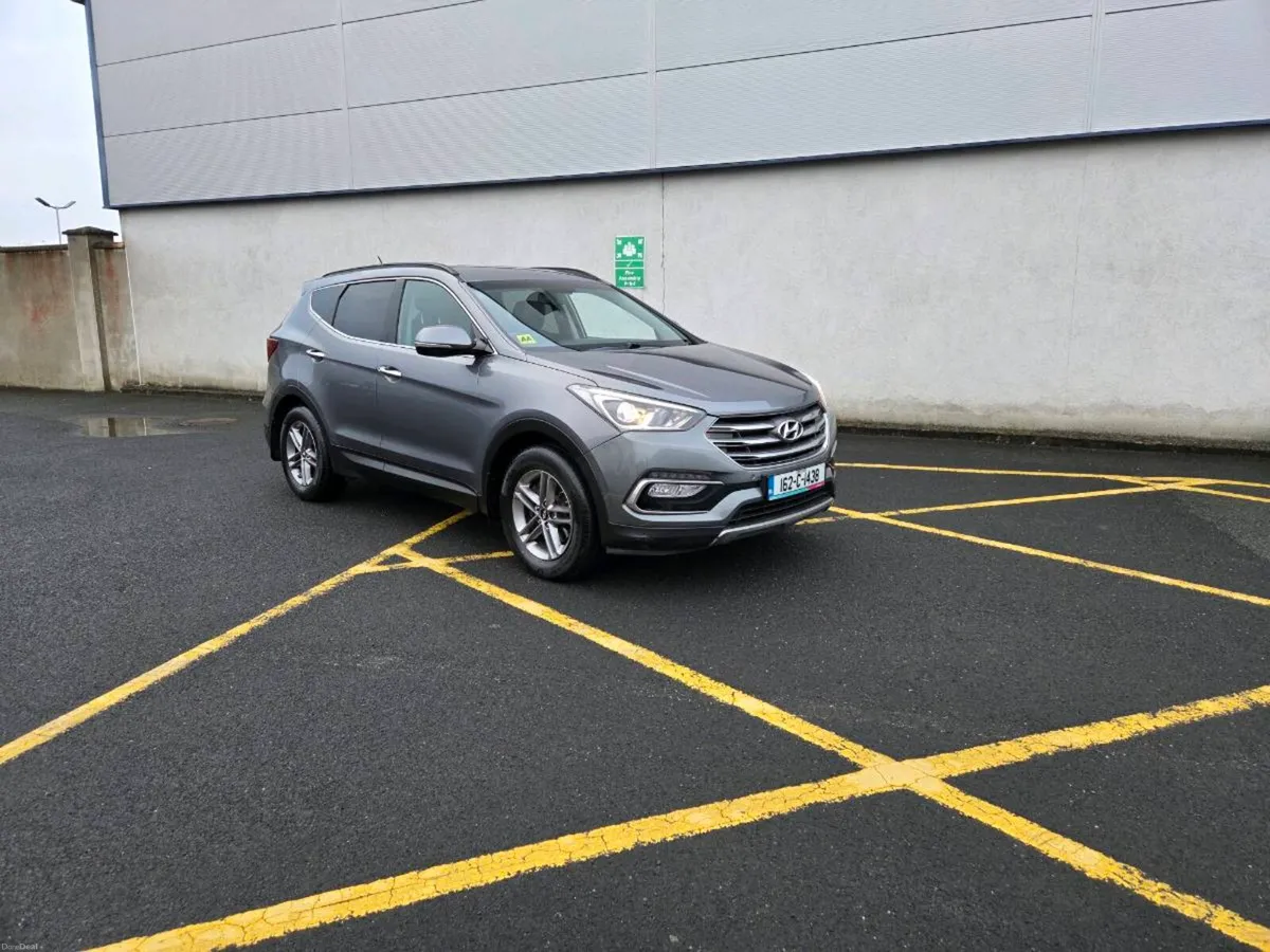 2016 hyundai santafe - Image 2