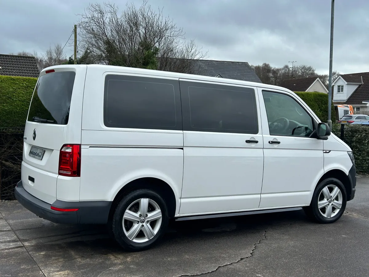 19Volkswagen Transporter Shuttle  8 seater €26250 - Image 5