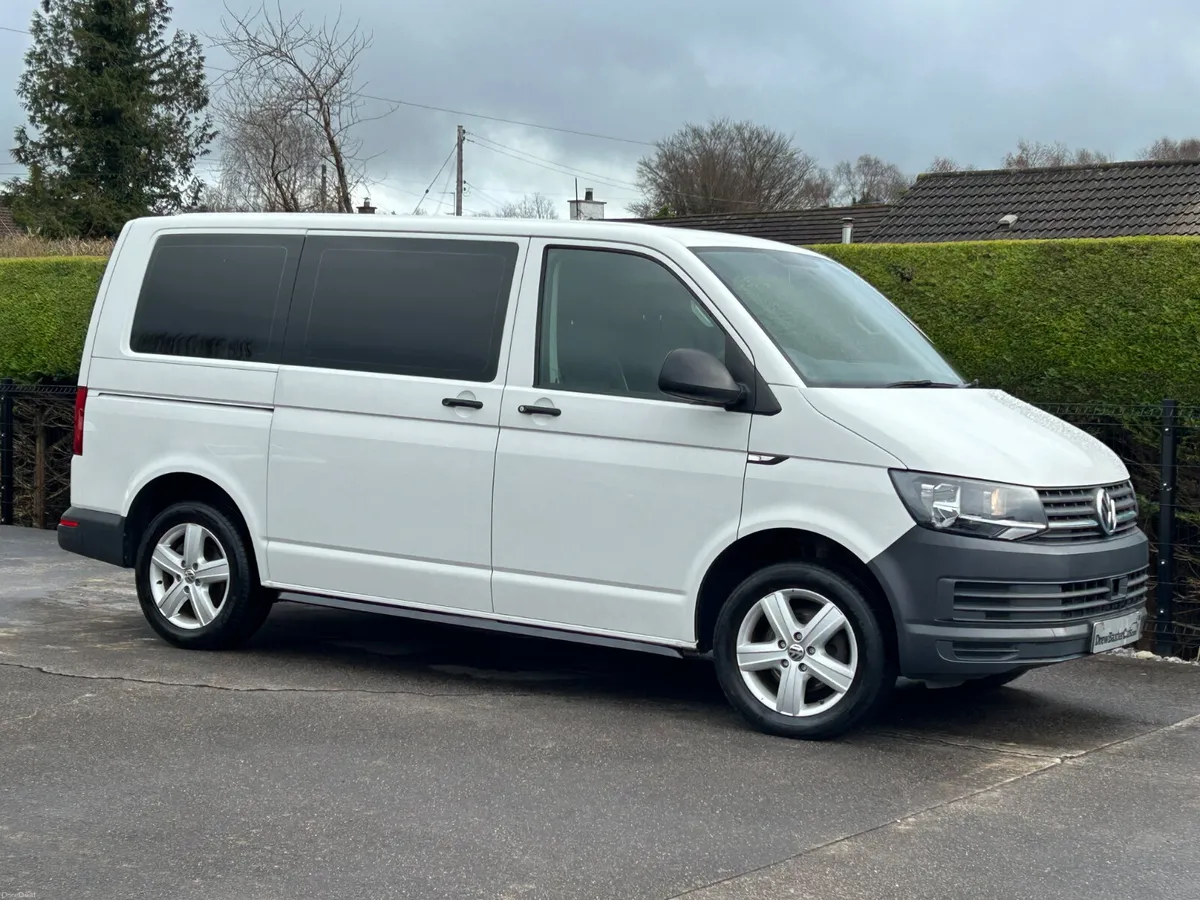 19Volkswagen Transporter Shuttle  8 seater €26250 - Image 3