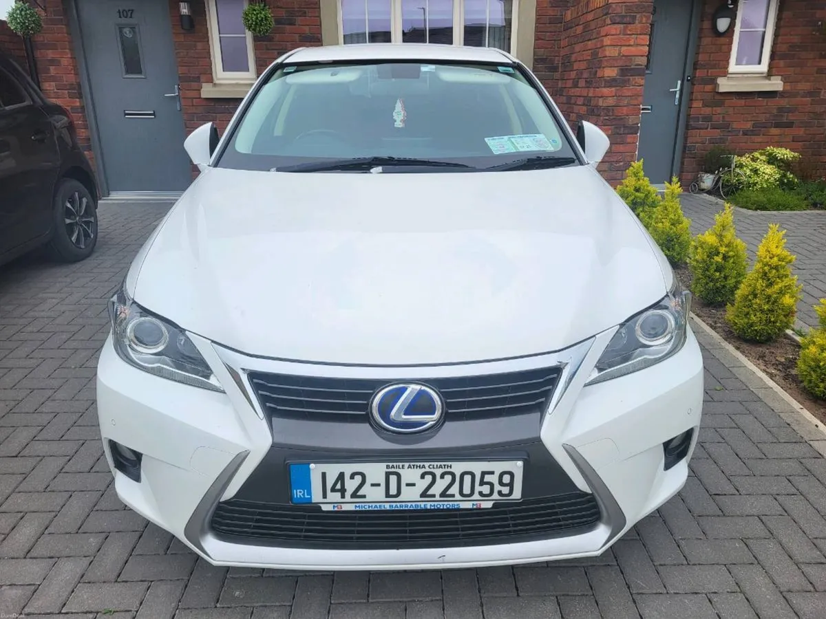 Lexus CT 200h 2014 - Image 2
