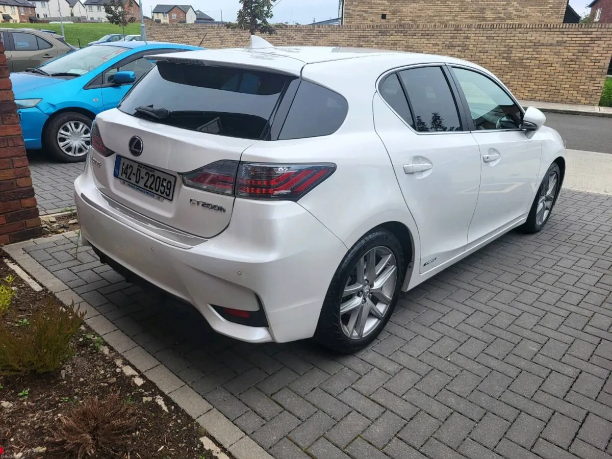 Lexus CT 200h 2014 - Image 4