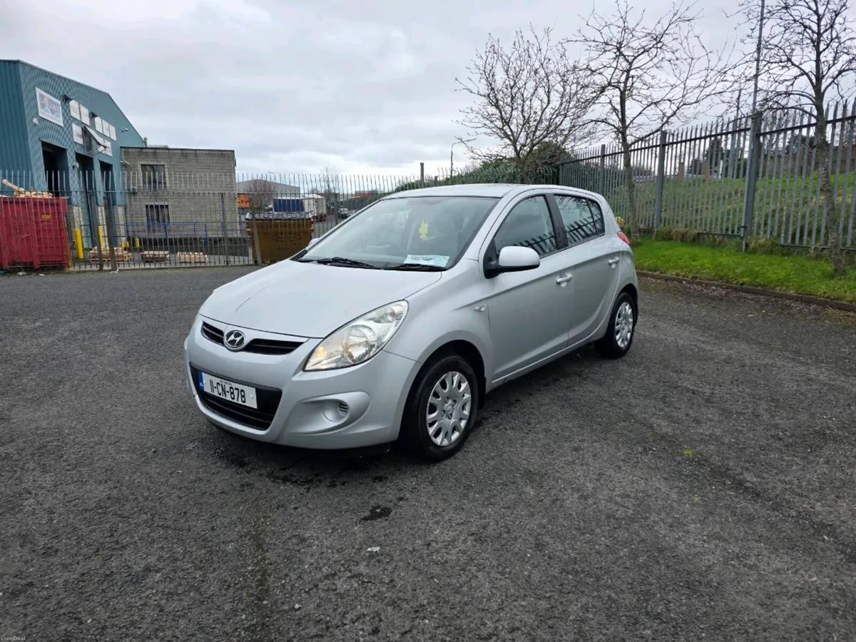 Hyundai i20 - Image 2