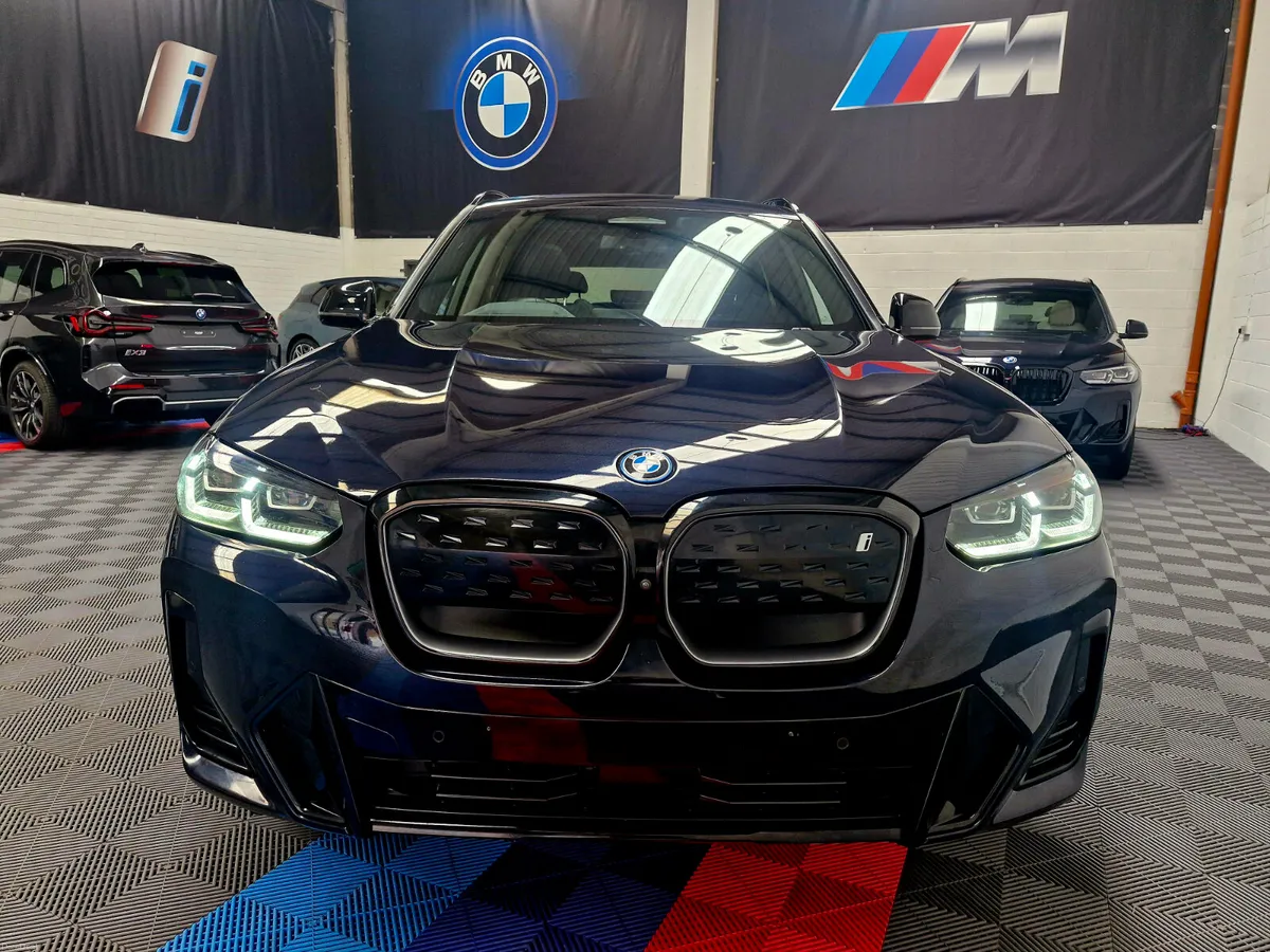 232 NOVEMBER IX3 M SPORT PRO (HIGH SPEC) - Image 4