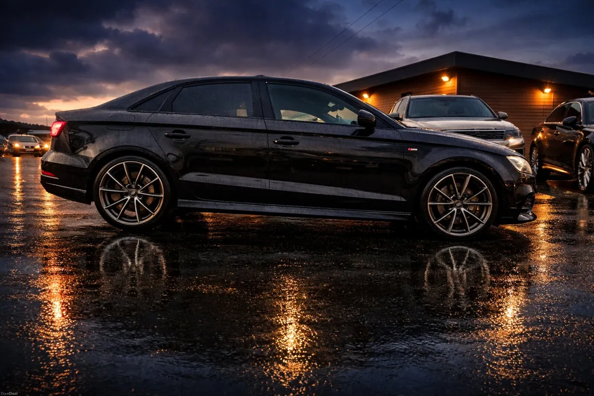 172 Audi A3 1.6 TDI SLINE BLACK EDITION Saloon - Image 3