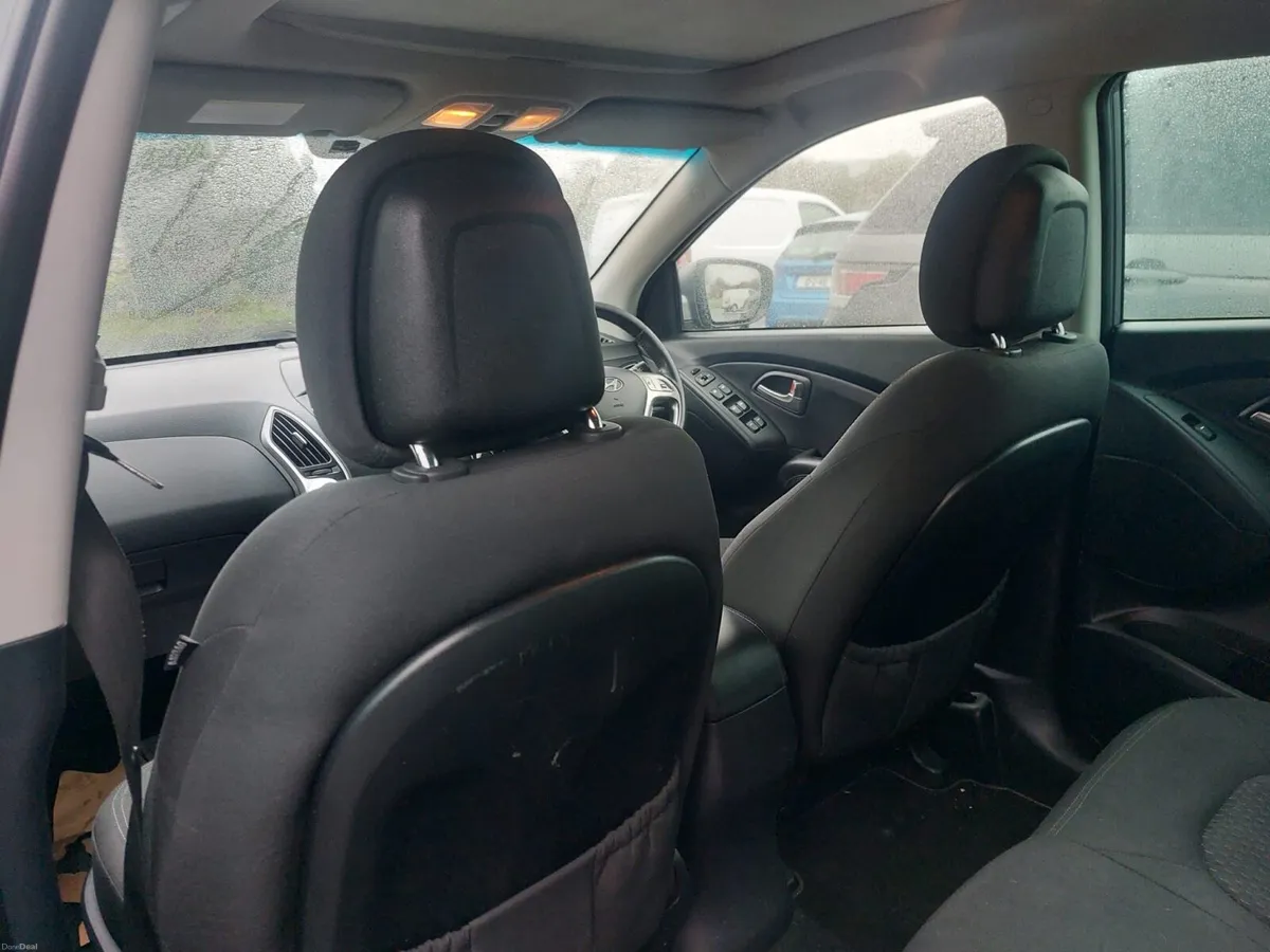 Hyundai IX35 - Image 2