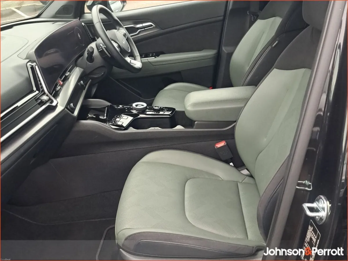 Kia Sportage Plug-in Hybrid - Image 3